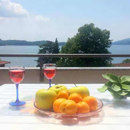 Апартаменты In With Pool Balcony Tennis Courtcarport *