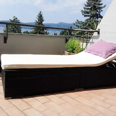 In With Pool Balcony Tennis Courtcarport Апартаменты Гиффа